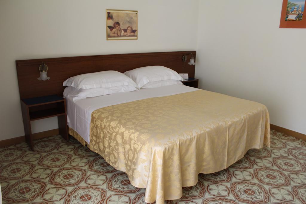 Casa Vacanza San Pietro Maiori Kültér fotó